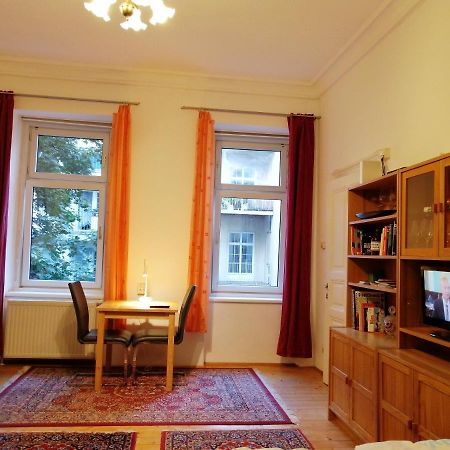 Gemuetliche Wohnung Nahe Zentrum Bécs Kültér fotó
