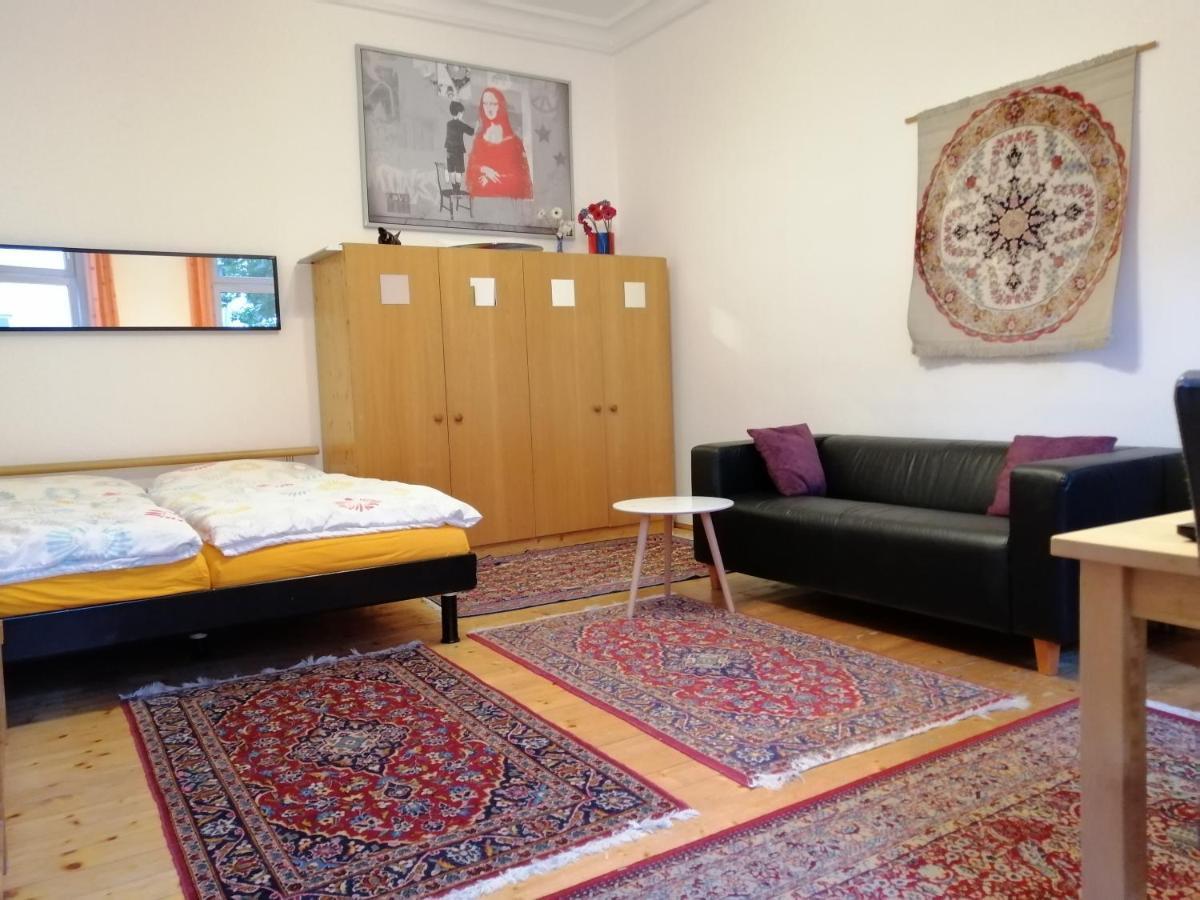 Gemuetliche Wohnung Nahe Zentrum Bécs Kültér fotó