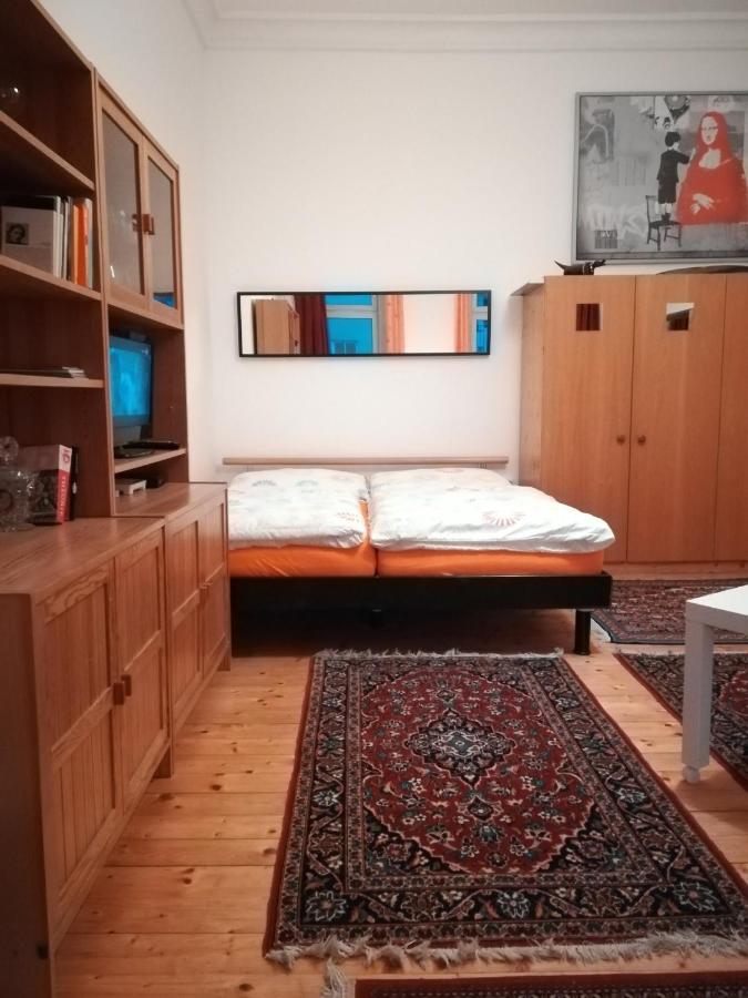 Gemuetliche Wohnung Nahe Zentrum Bécs Kültér fotó